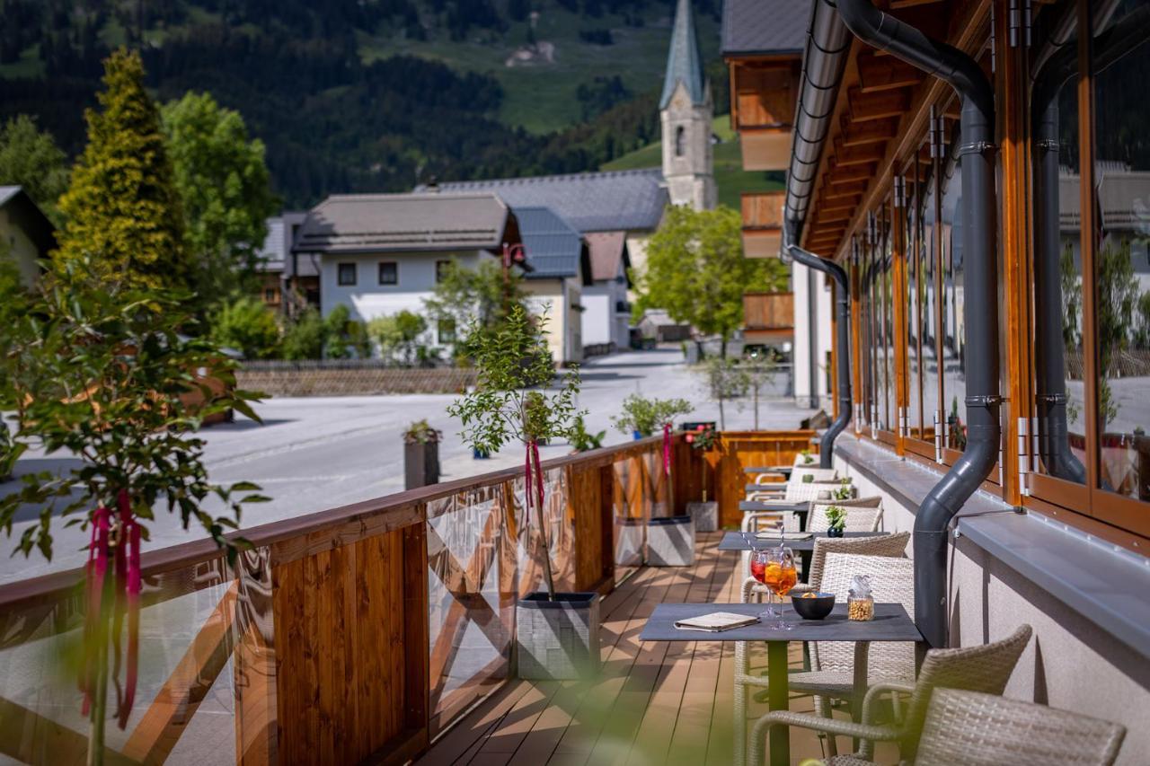 Apart- Und Wellnesshotel Dachsteinresort Russbach am Pass Gschütt Eksteriør bilde