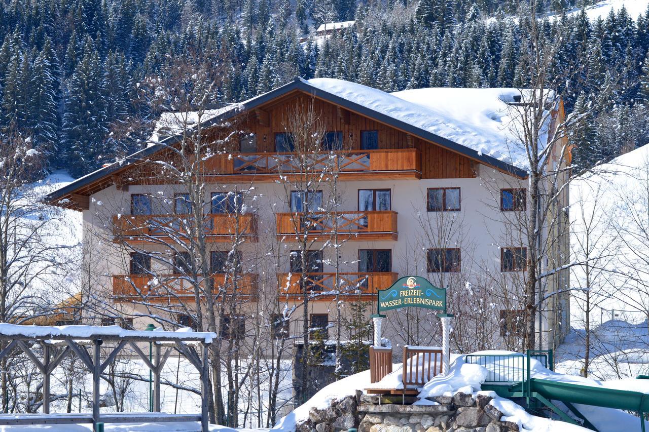 Apart- Und Wellnesshotel Dachsteinresort Russbach am Pass Gschütt Eksteriør bilde