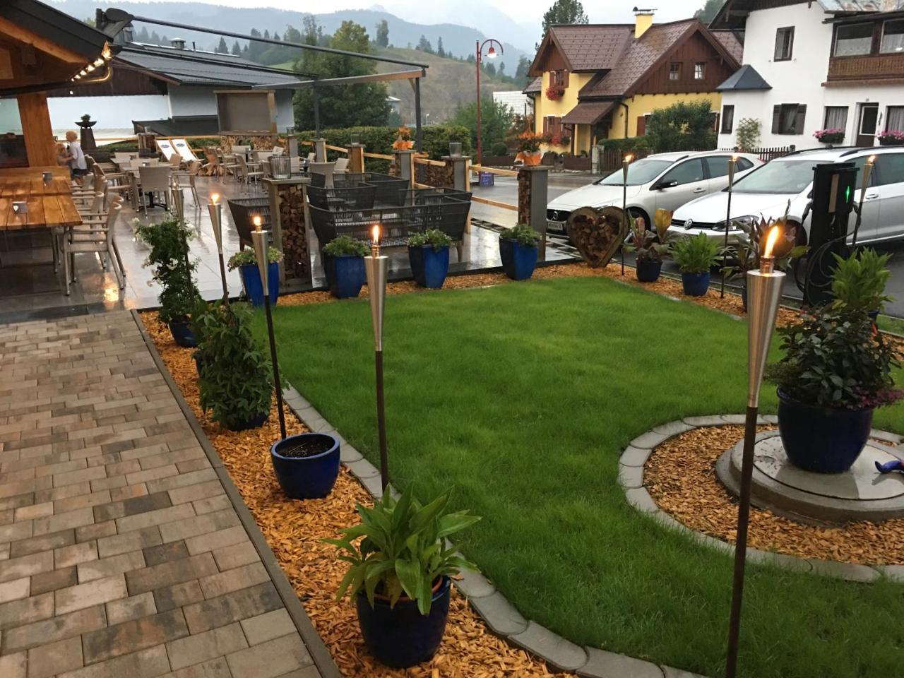 Apart- Und Wellnesshotel Dachsteinresort Russbach am Pass Gschütt Eksteriør bilde
